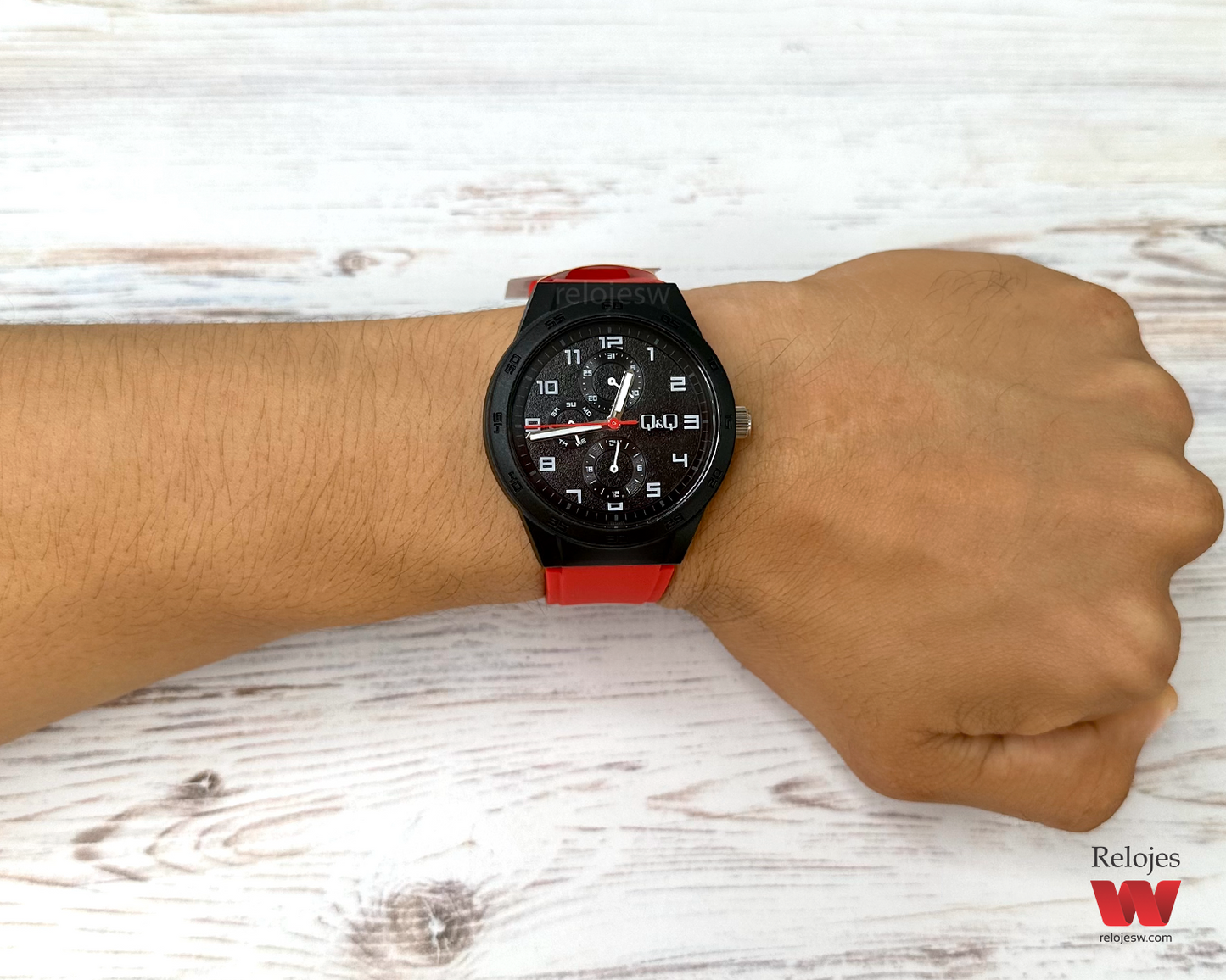 Reloj Q&Q Hombre Rojo Negro VS54J005Y