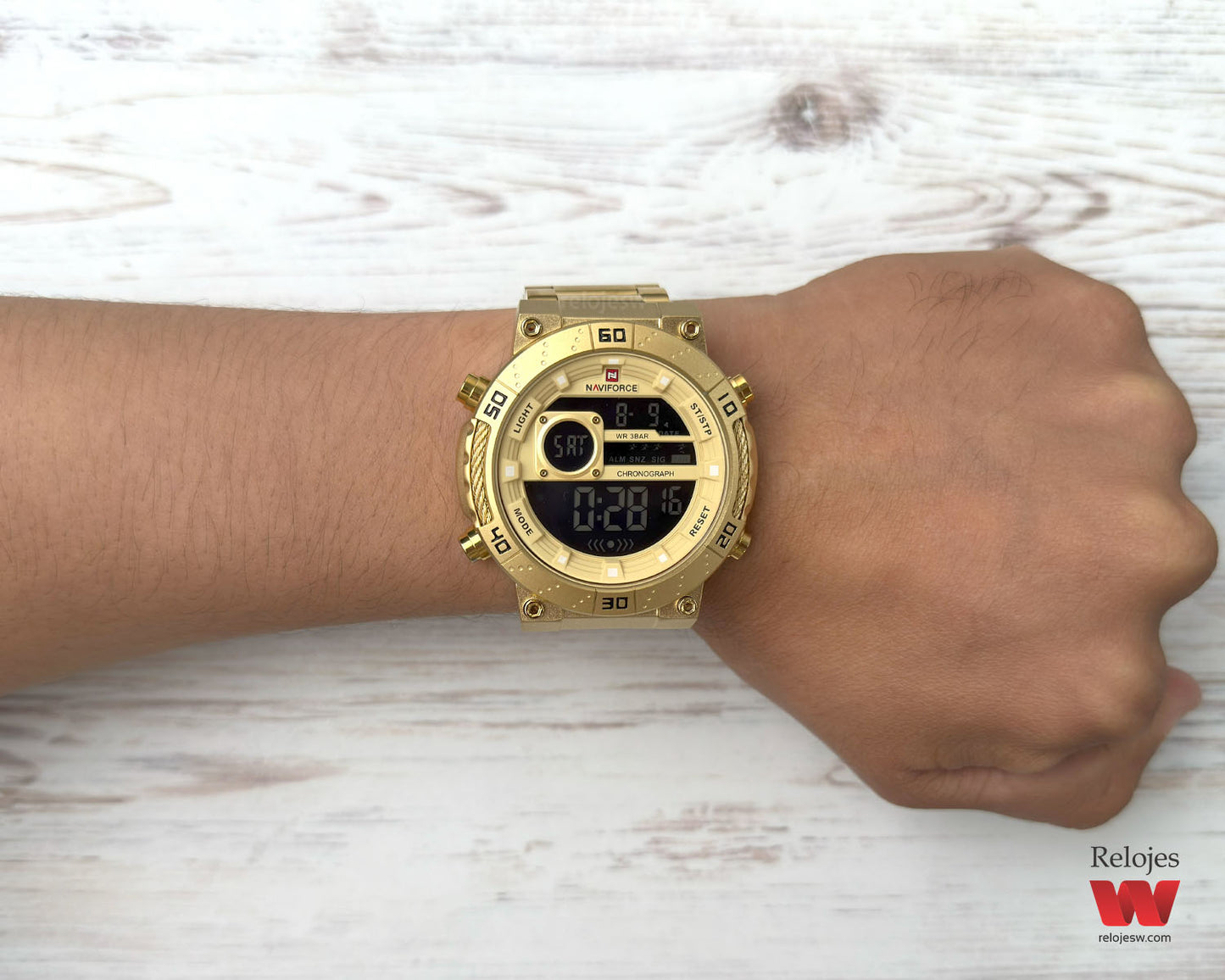 Reloj Naviforce Hombre Dorado NF9241-DO