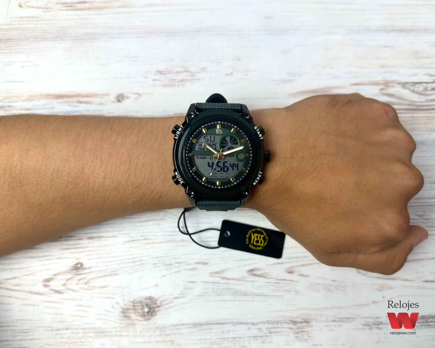 Reloj Yess Hombre Negro Verde Y23060-2