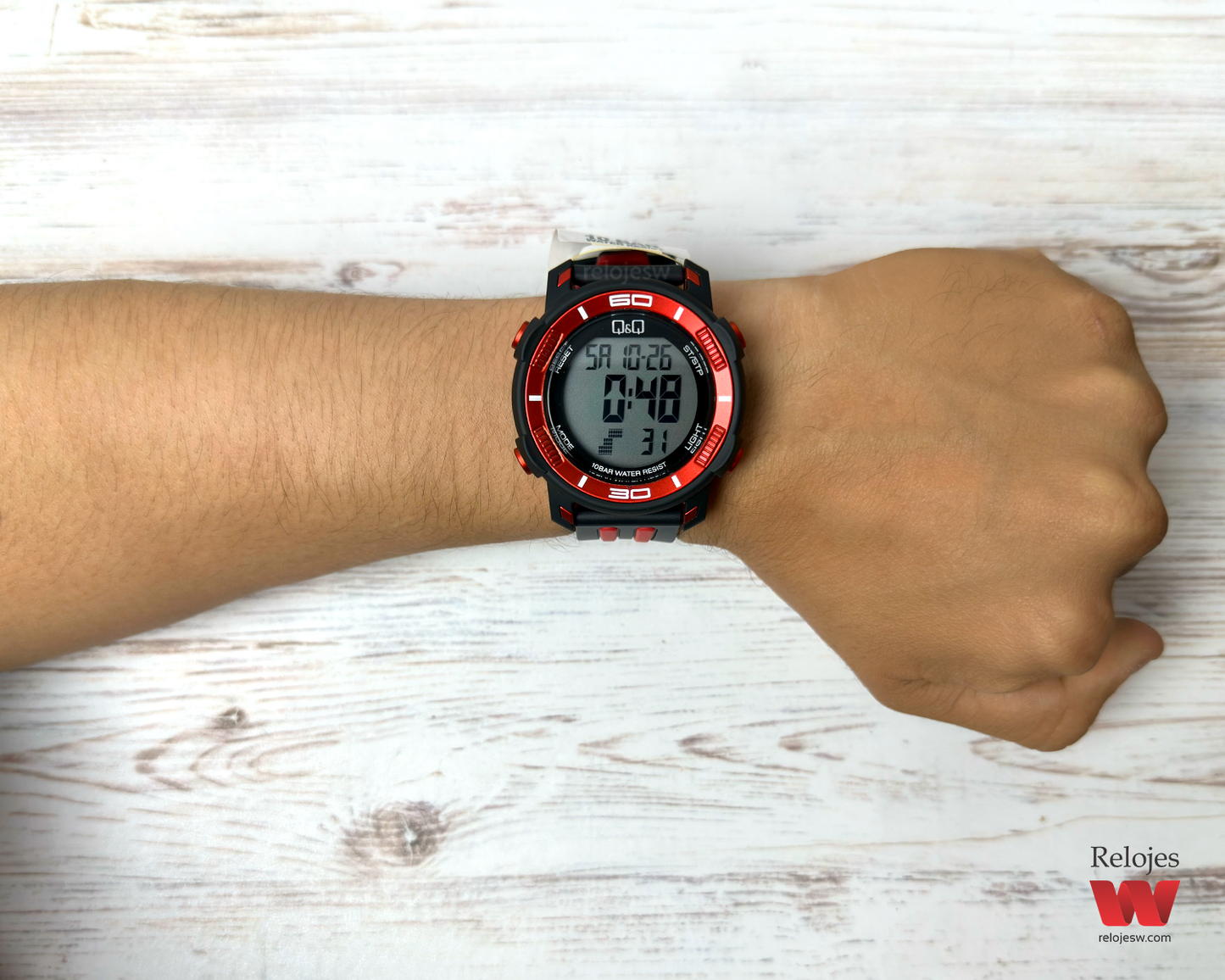 Reloj Q&Q Hombre Negro Rojo M170J802Y