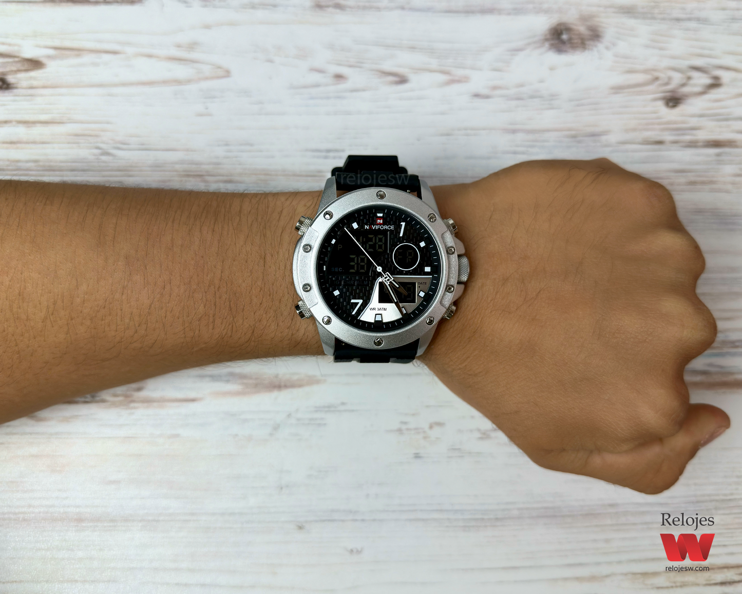 Reloj Naviforce Hombre Negro Plateado NF9221-3