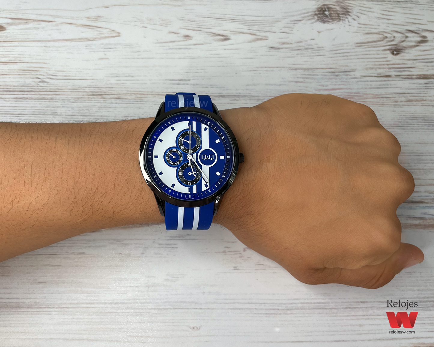 Reloj Q&Q Hombre Azul Negro A18A503Y
