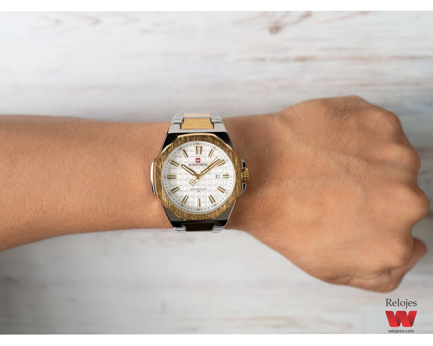 Reloj Naviforce Hombre Original Plateado y Dorado NF9258-BIBL