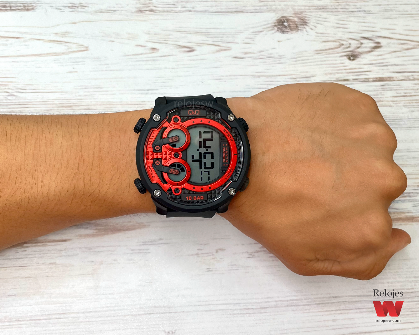 Reloj Q&Q Hombre Negro Rojo M169J801Y