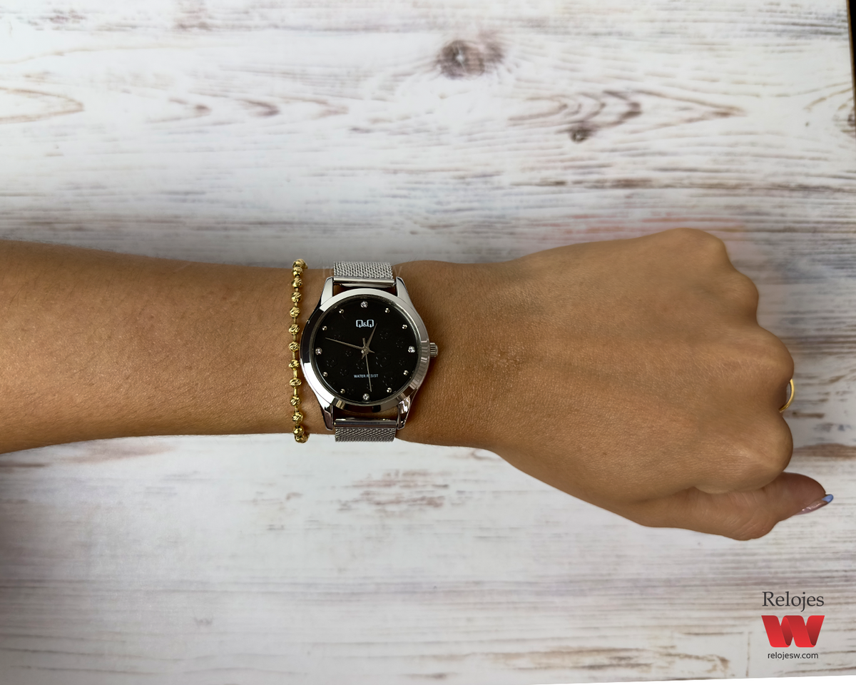 Reloj Q&Q Mujer Plateado QZ51J232Y