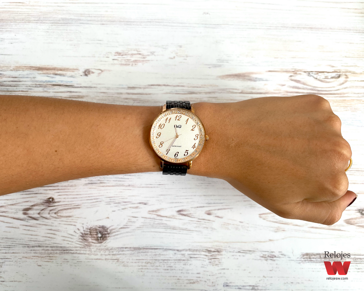 Reloj Q&Q Mujer Negro Oro Rosa QC09J414Y