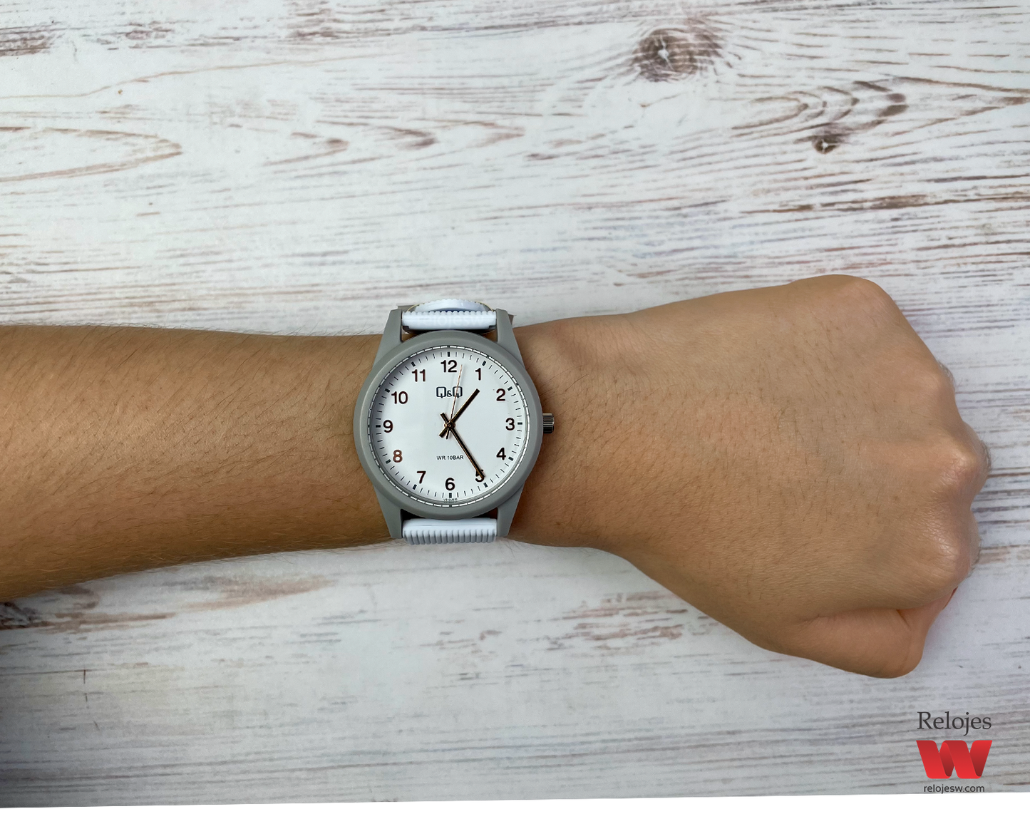 Reloj Q&Q Mujer Blanco Gris VS12J810Y