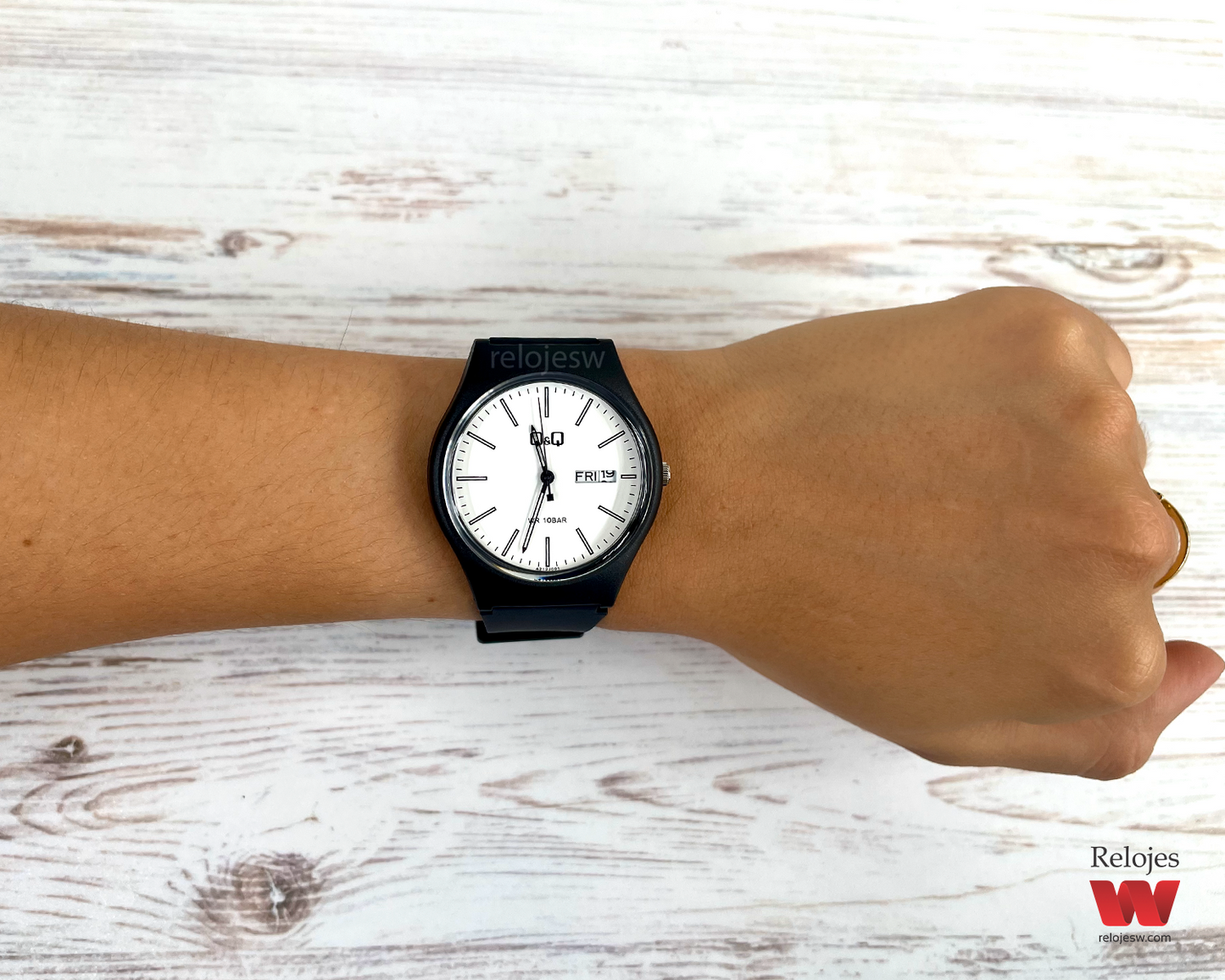 Reloj Q&Q Mujer A212J001Y Negro Blanco