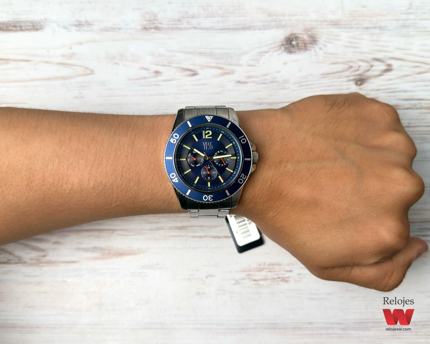 Reloj Yess Hombre Plateado Negro 8009-1
