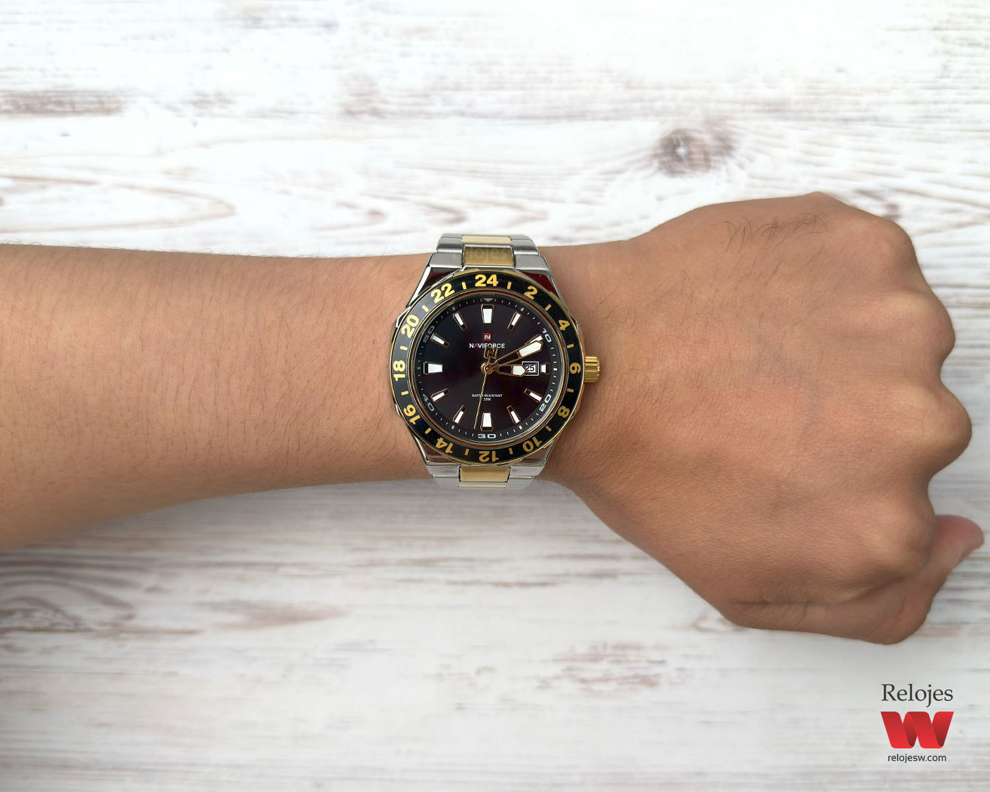 Reloj Naviforce Hombre Plateado y Dorado NF9249-BINE