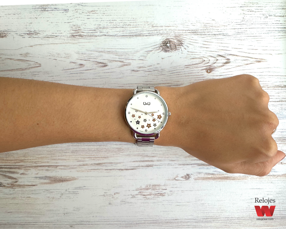 Reloj Q&Q Mujer Plateado QZ79J201Y