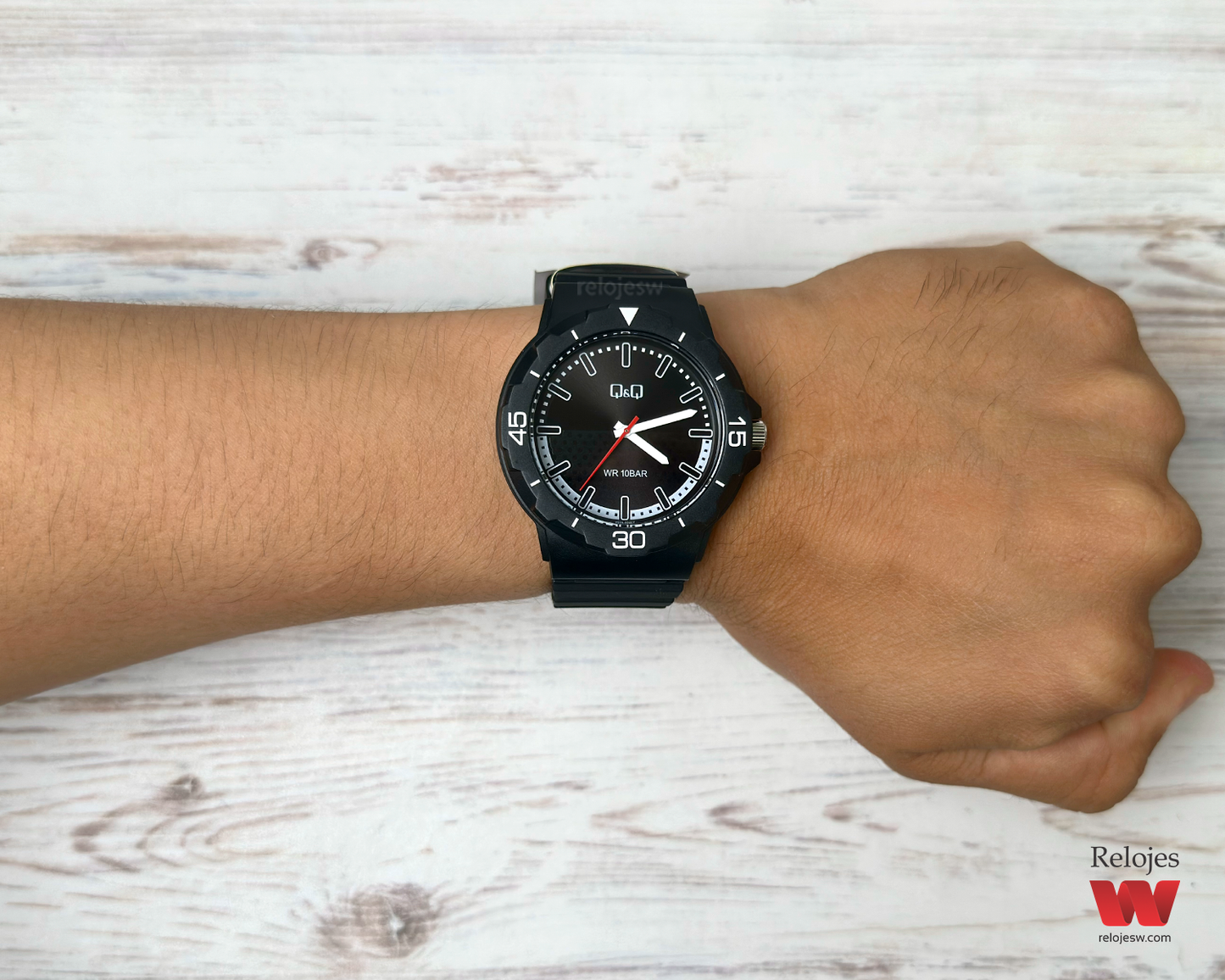 Reloj Q&Q Unisex Negro V02A004Y