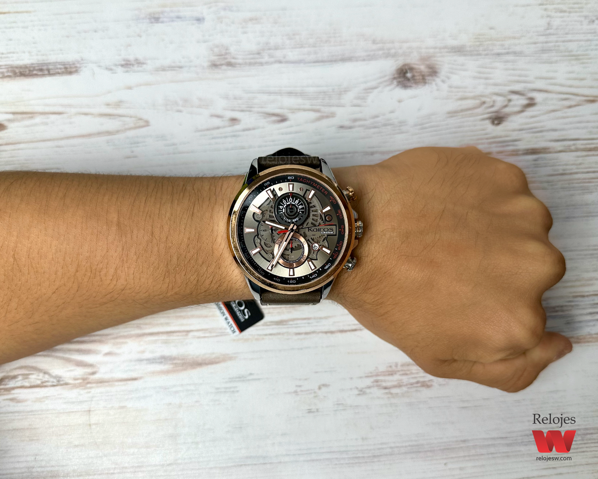 Reloj Kairos Hombre Marrón Plateado KR8380-8