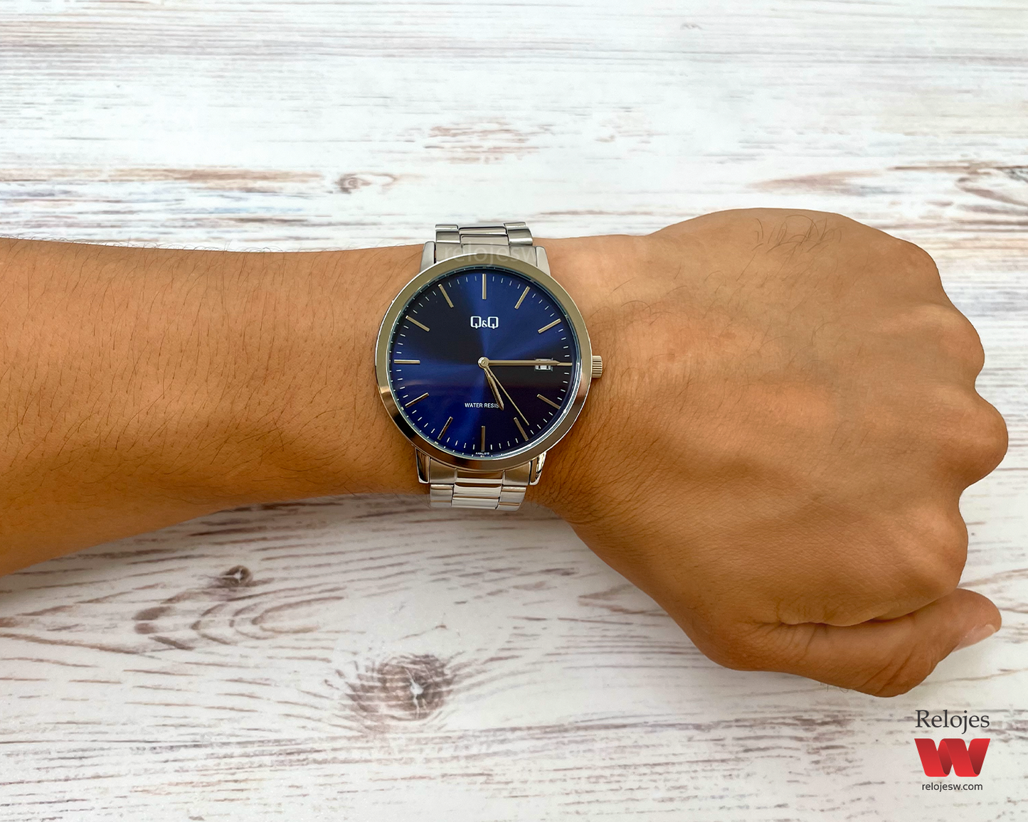 Reloj Q&Q Hombre A486J212Y Plateado