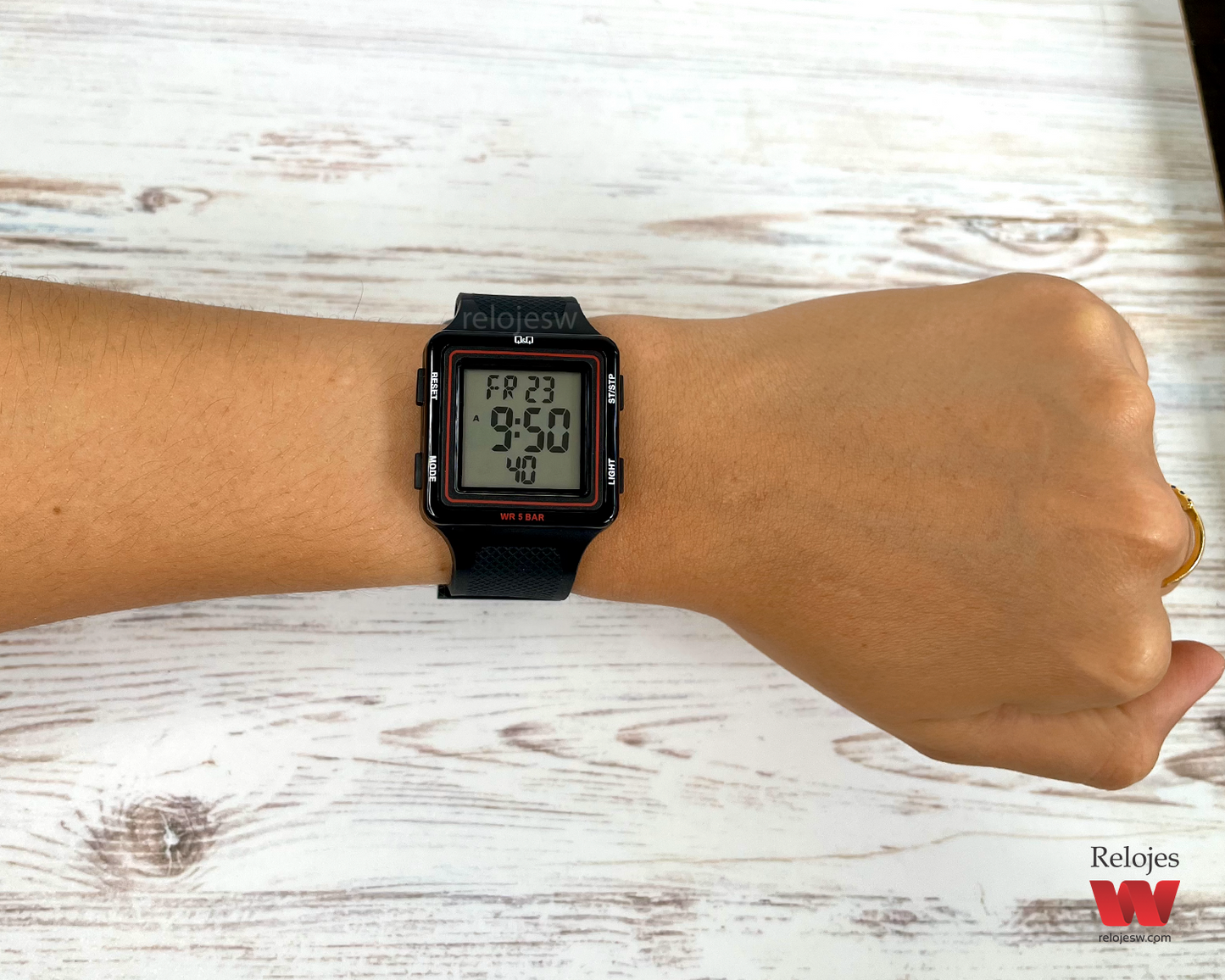 Reloj Q&Q Mujer M193J002Y Negro