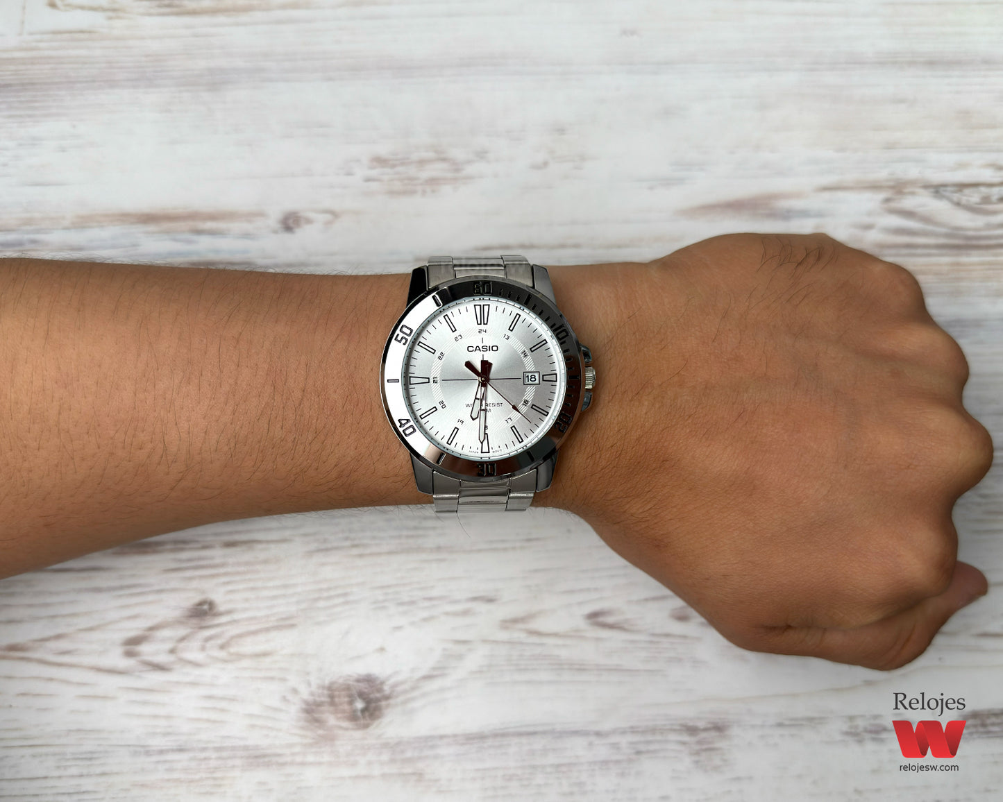 Reloj Casio Hombre Plateado MTP-VD01D-7CV