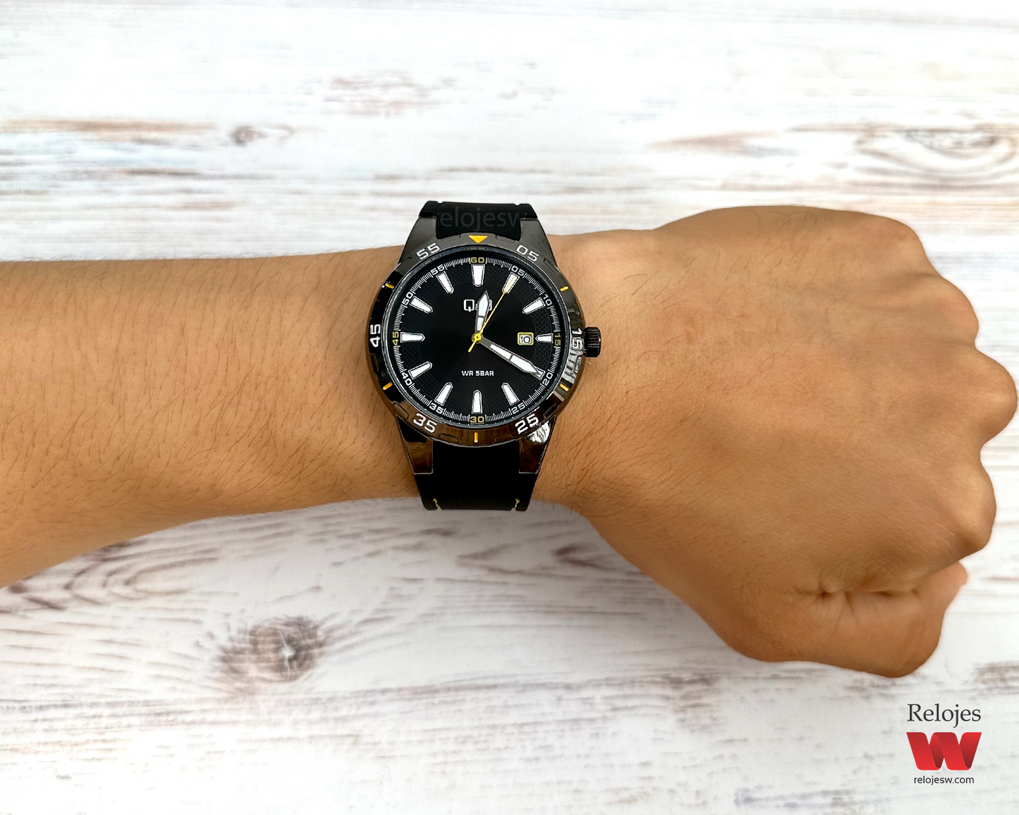 Reloj Q&Q Hombre A470J522Y Negro