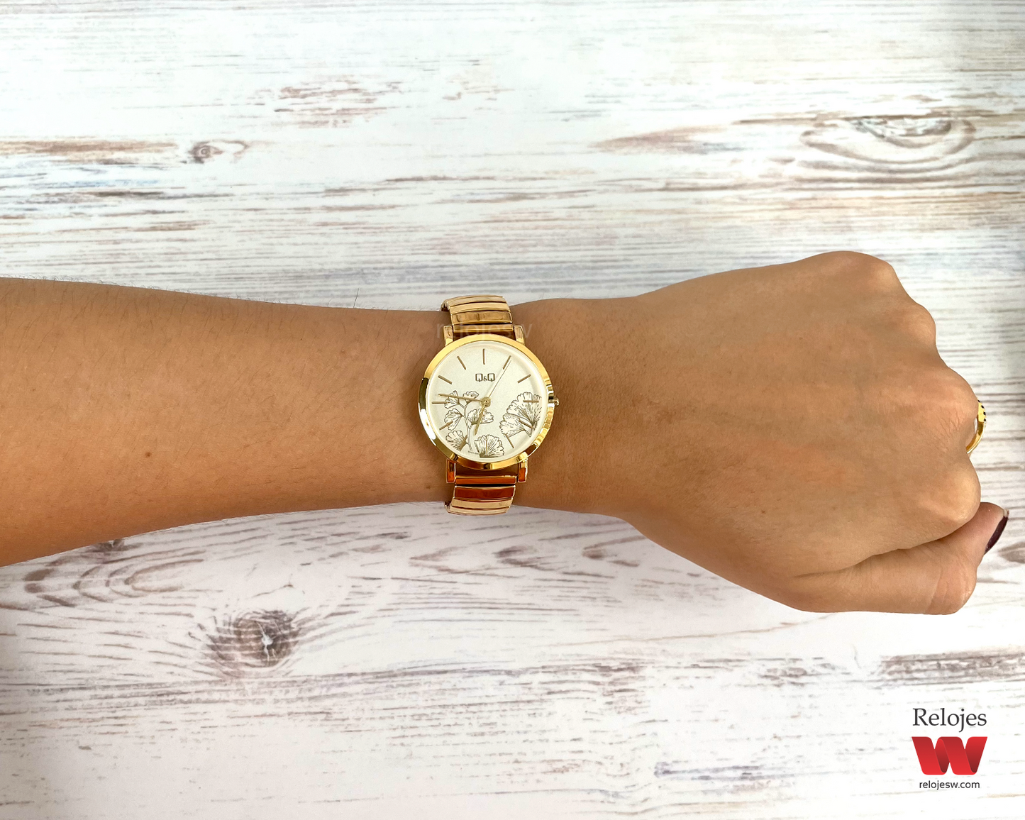 Reloj Q&Q Mujer QA21J834Y Dorado