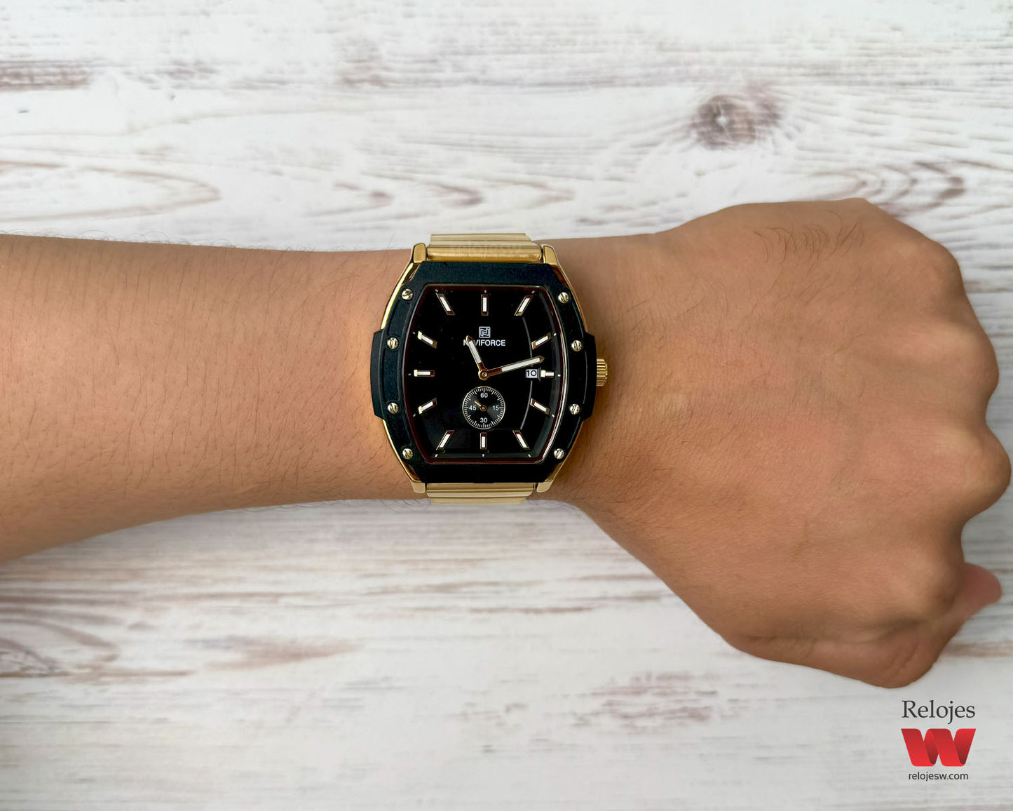 Reloj Naviforce Hombre Dorado NF8068-DONE