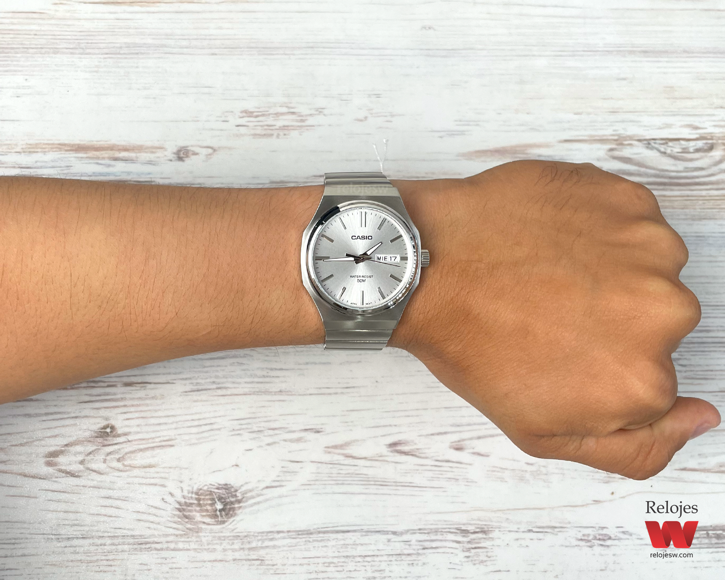 Reloj Casio Hombre Plateado MTP-E735D-7AV