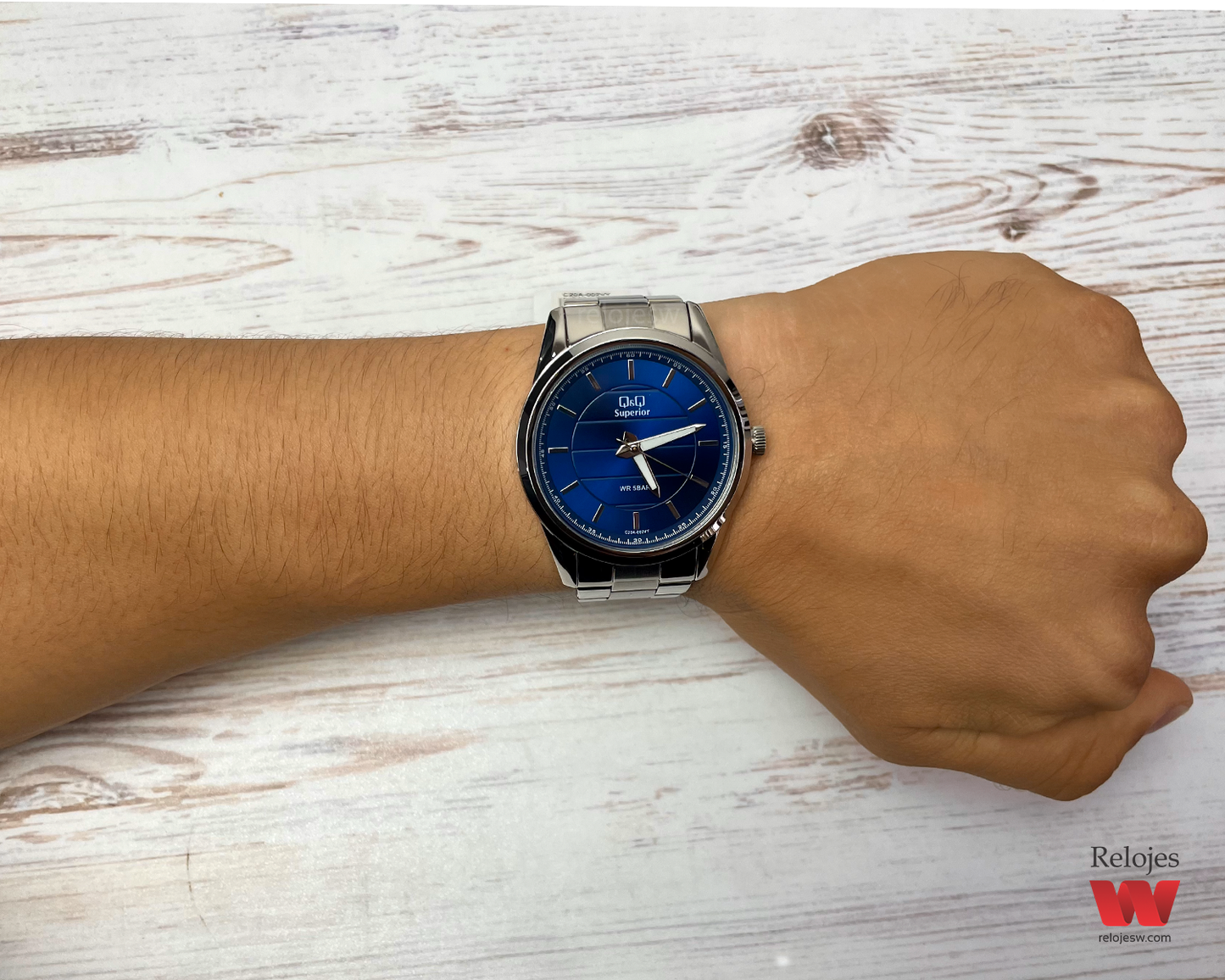 Reloj Q&Q Superior Hombre Plateado C20A002Y
