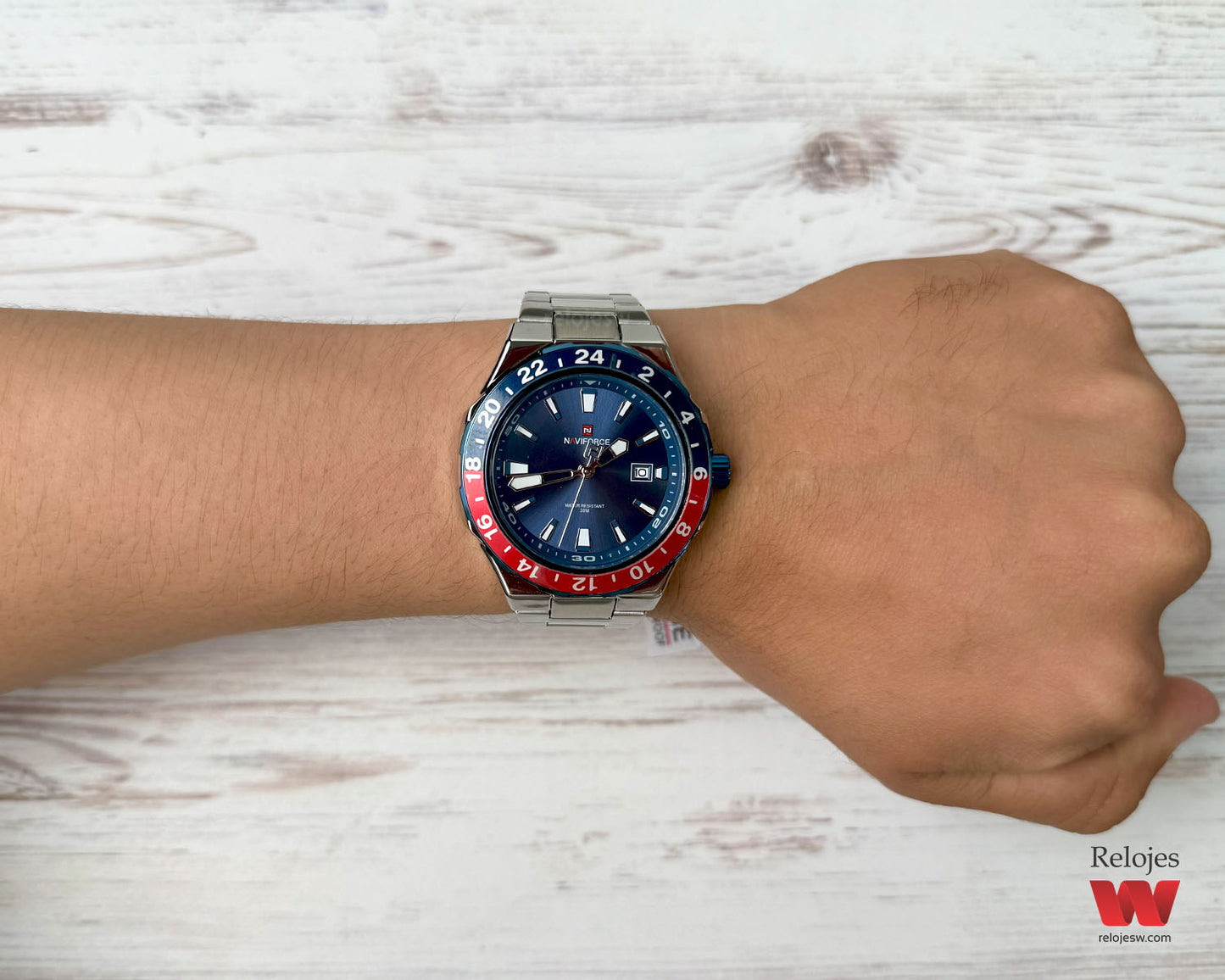 Reloj Naviforce Hombre Plateado NF9249-PLAZRO