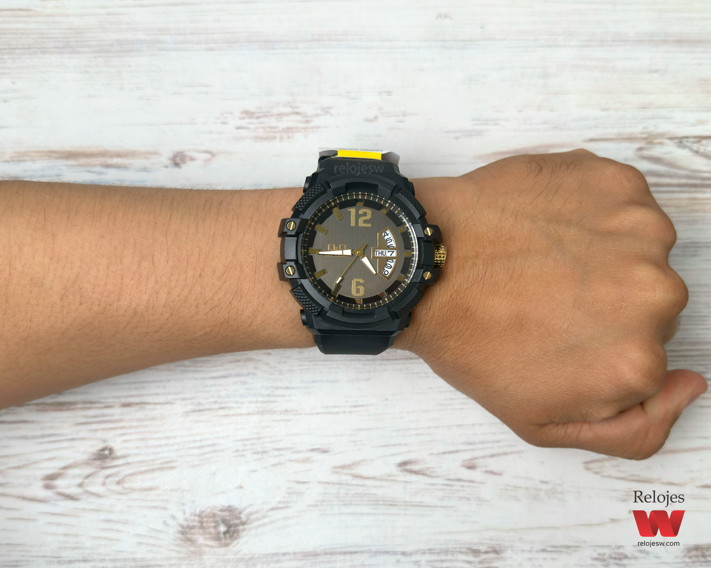 Reloj Q&Q Hombre Negro A27A500Y