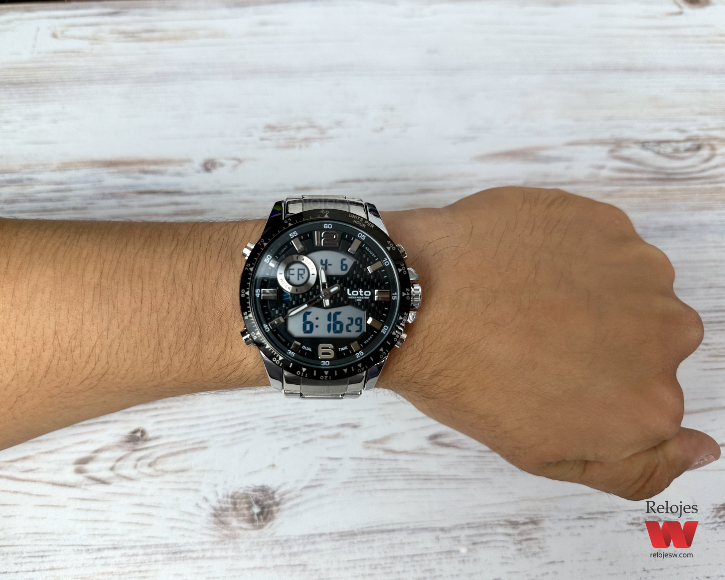 Reloj Loto Hombre Plateado Negro LT-2421-PLNE