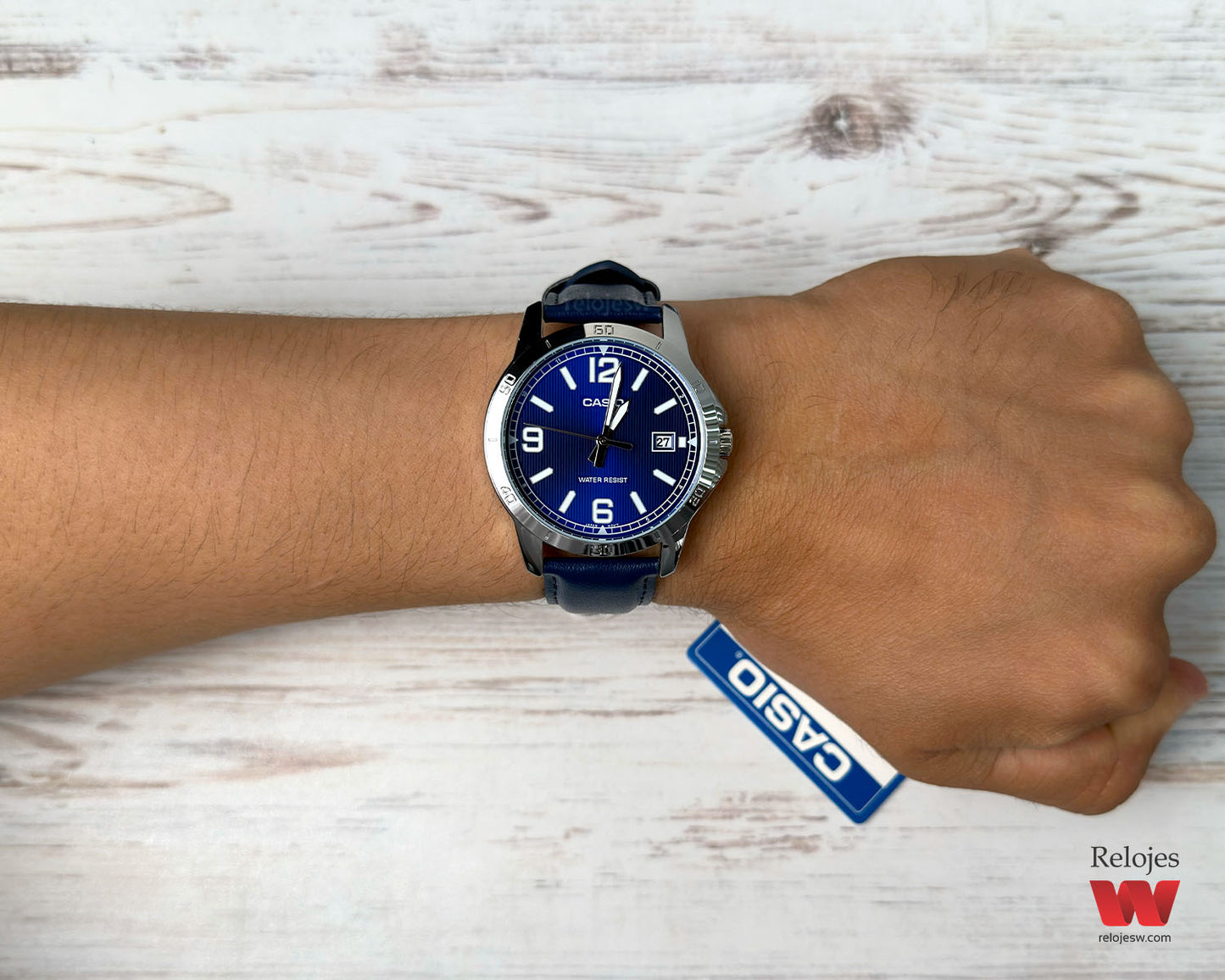Reloj Casio Hombre Azul Plateado MTP-V004L-2B
