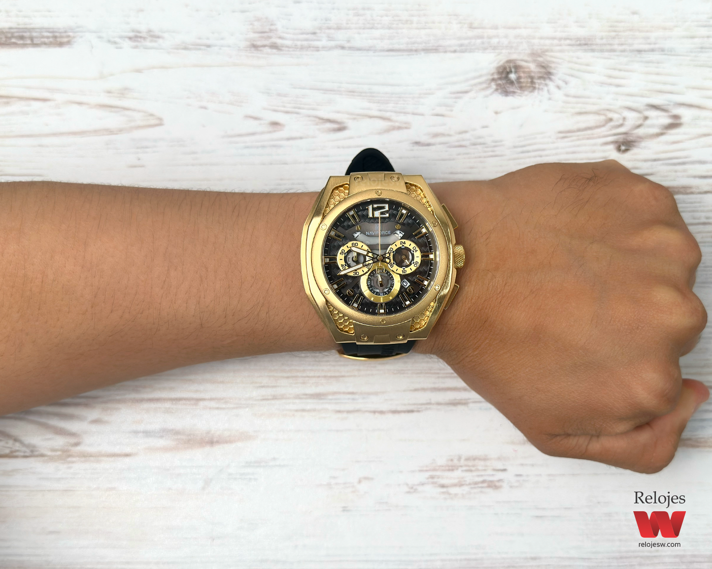Reloj Naviforce Hombre Negro Dorado NF8063-NEDO