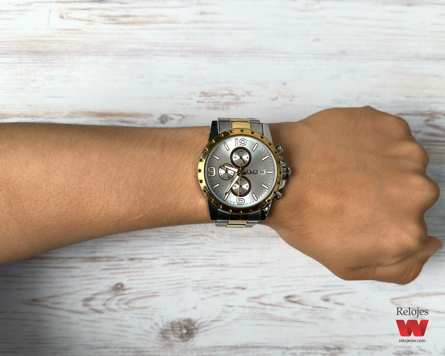 Reloj Q&Q Hombre Plateado Dorado A16A506Y
