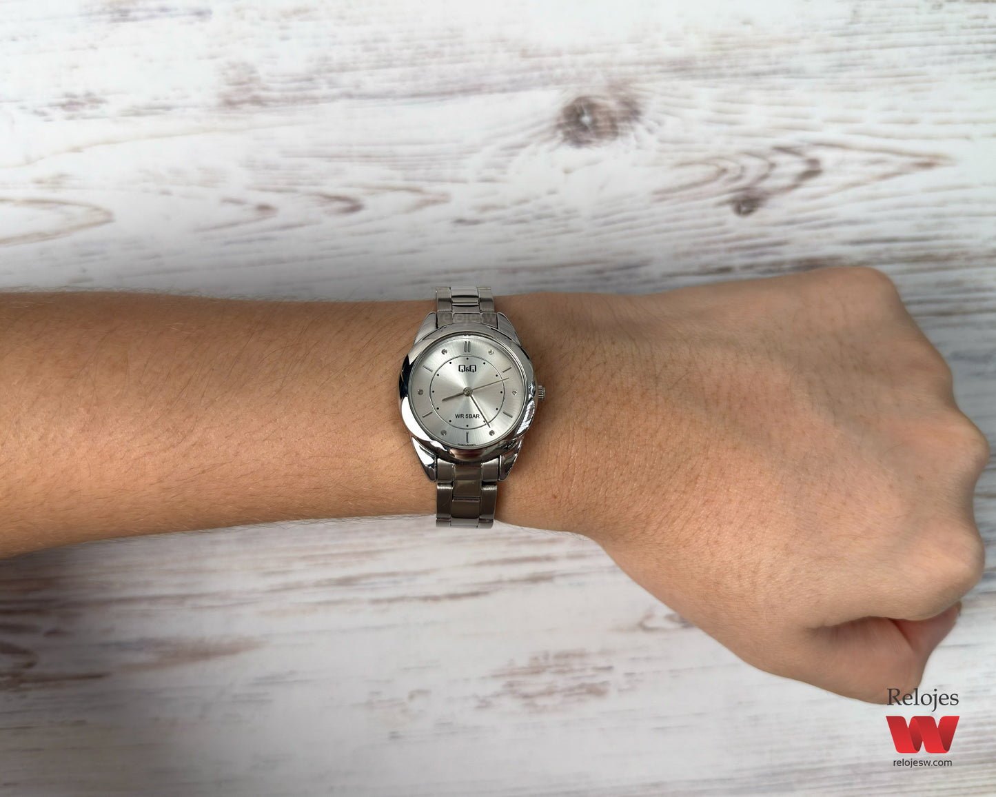 Reloj Q&Q Mujer Plateado Q19C500Y