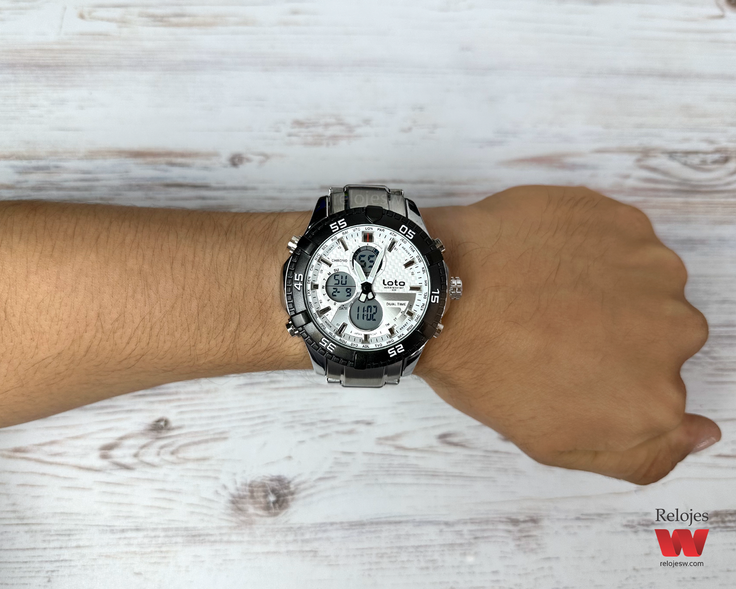 Reloj Loto Hombre Plateado Negro LT-2422-PLBL