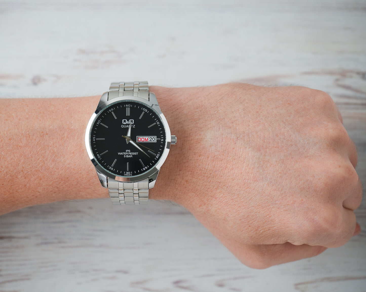Reloj Q&Q Hombre Original Plateado CD02J212Y