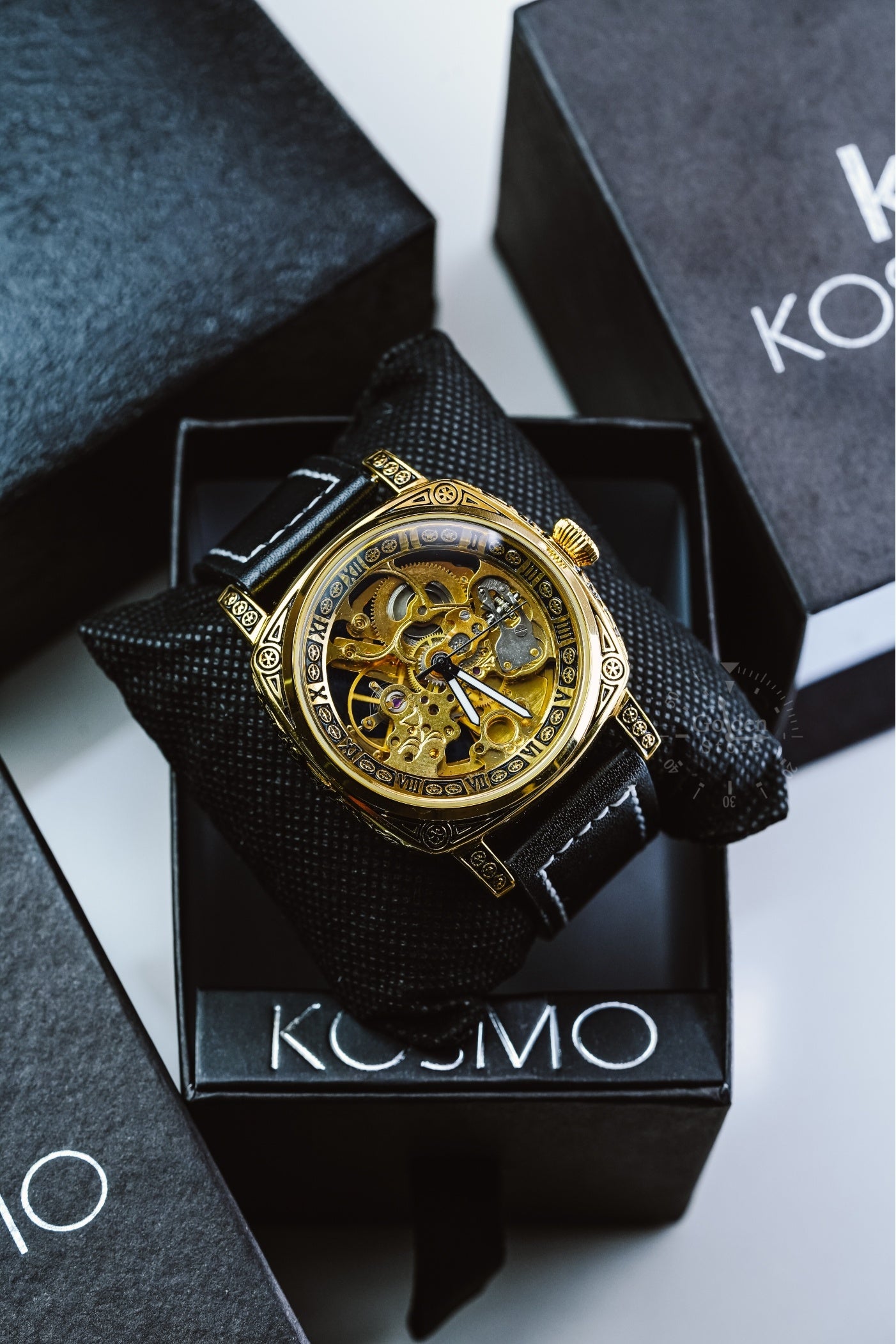 Reloj Kosmo Hombre Negro Dorado K894-NEDO