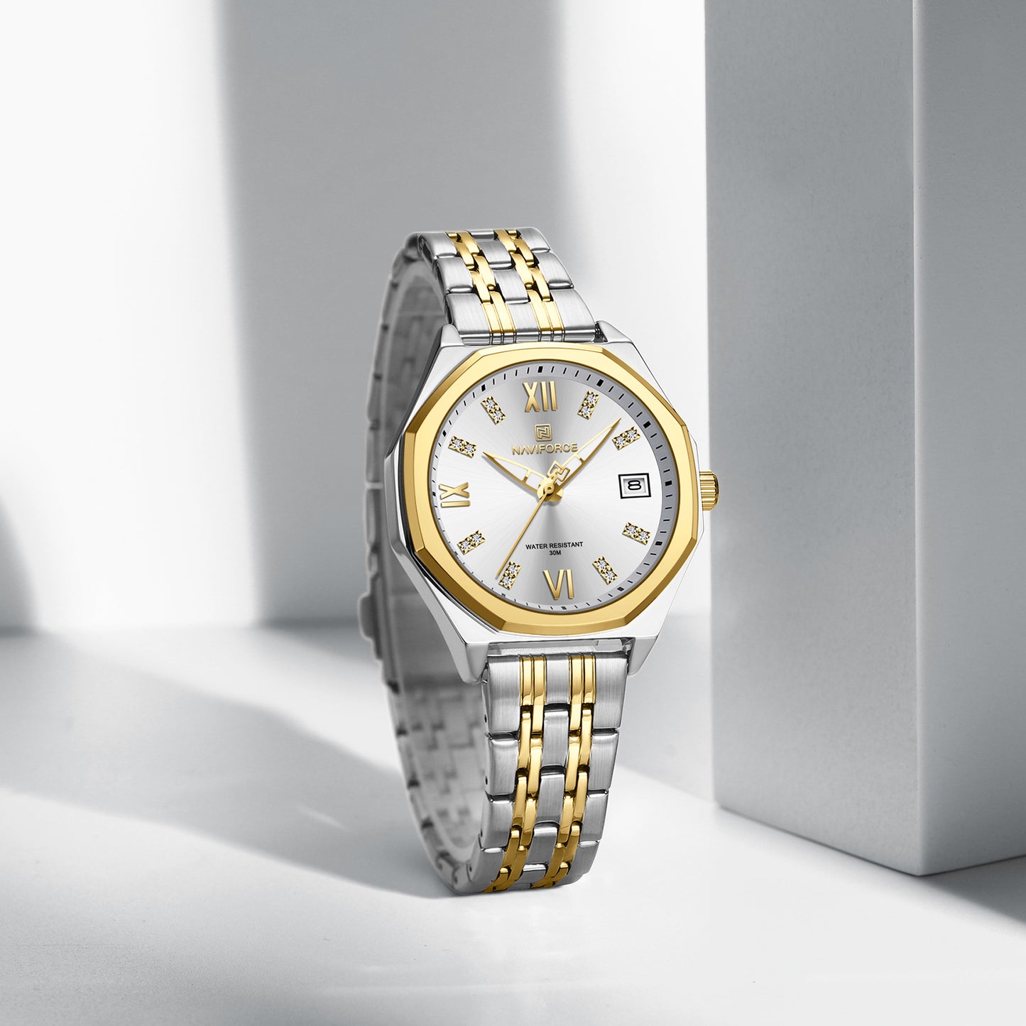 Reloj Naviforce Mujer Plateado y Dorado NF5052-PLDO
