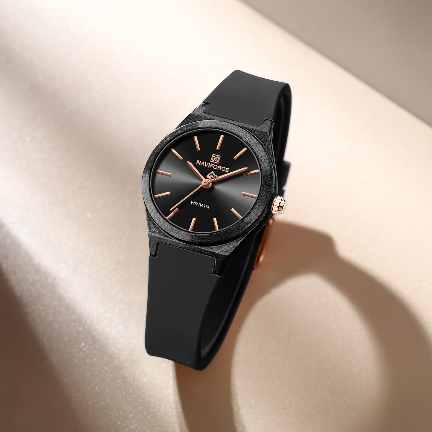 Reloj Naviforce Mujer Negro NF5056-NE