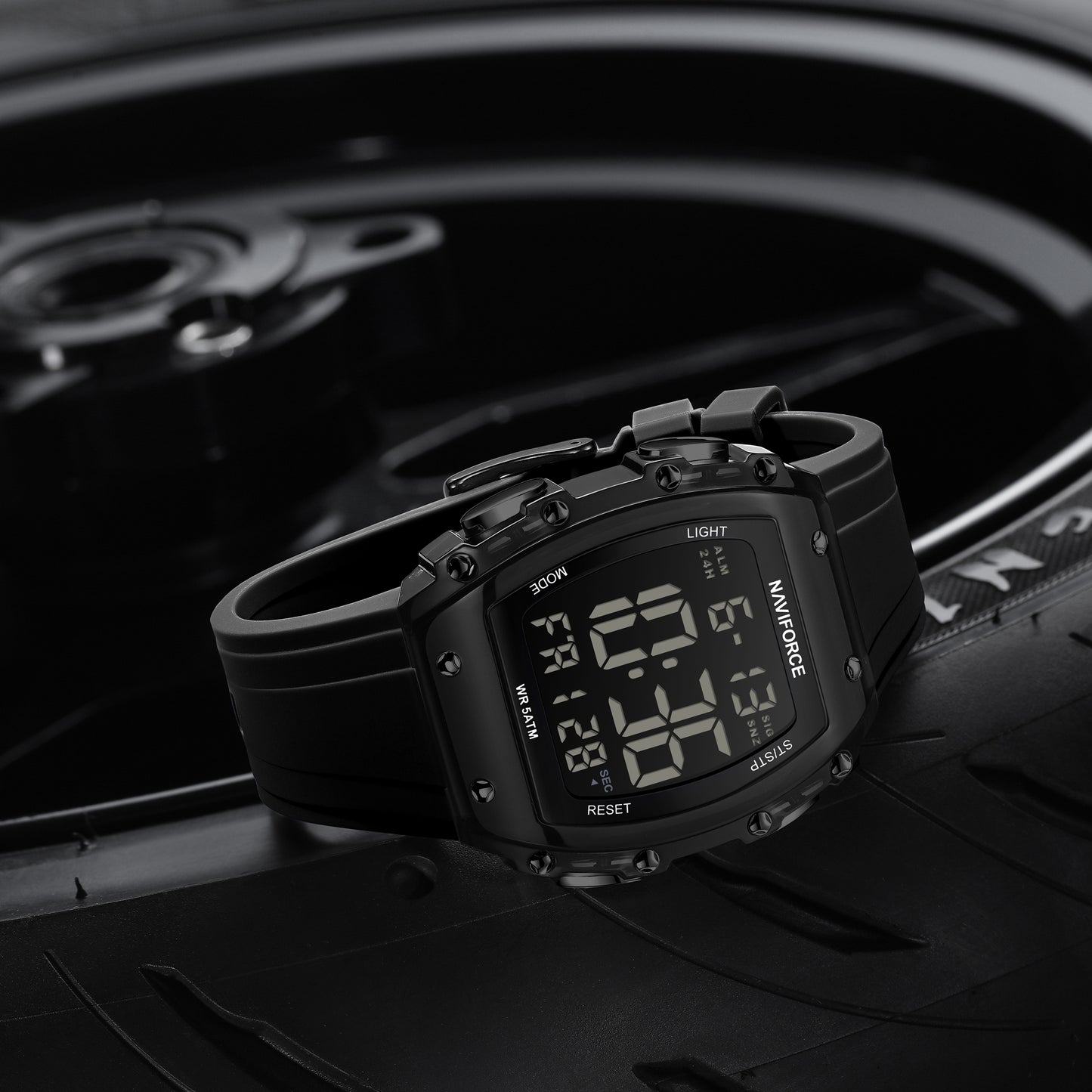 Reloj Naviforce Hombre Original Negro NF6107-NENE