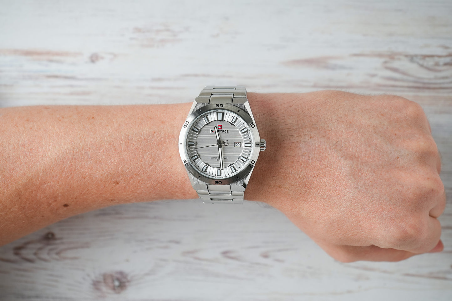 Reloj Naviforce Hombre Original Plateado NF9268-PLPL