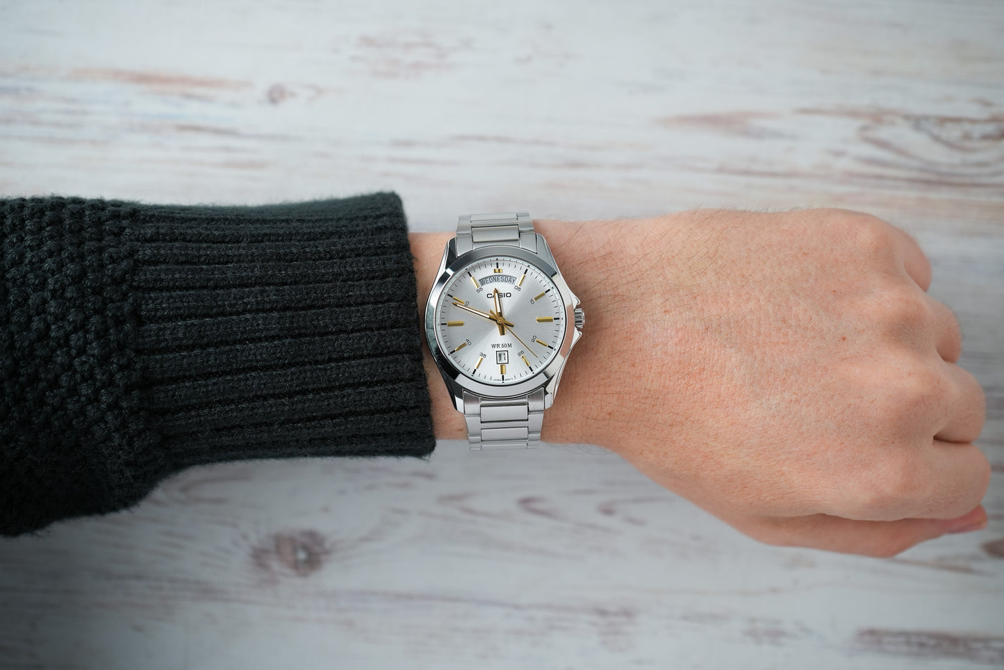 Reloj Casio Hombre Original Plateado MTP-1370D-7A2V