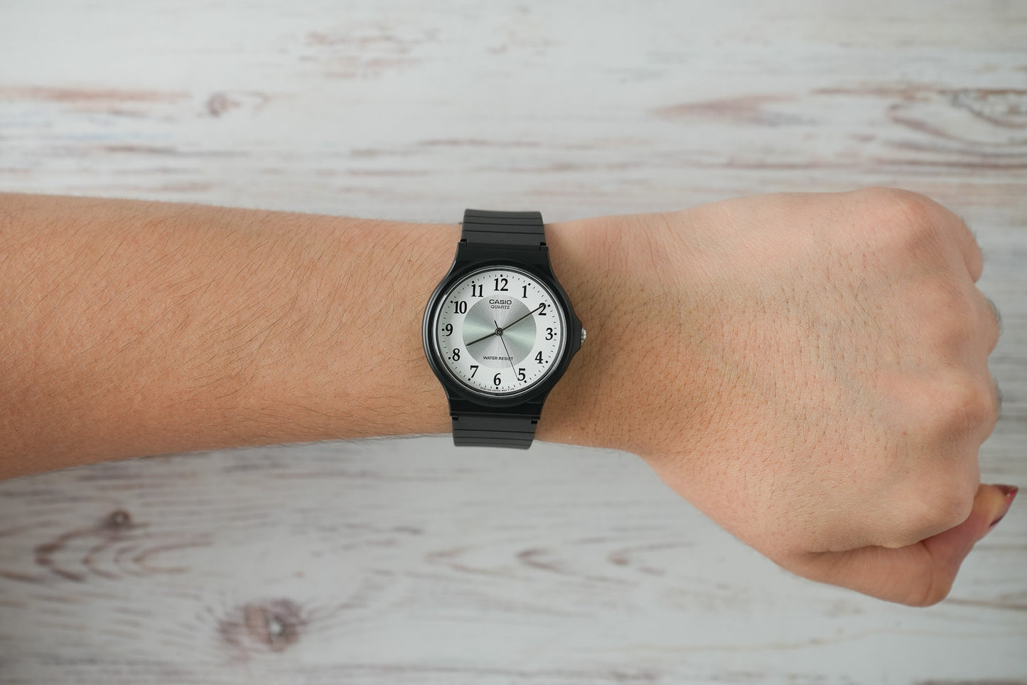 Reloj Casio Unisex Original Negro MQ-24-7B3L