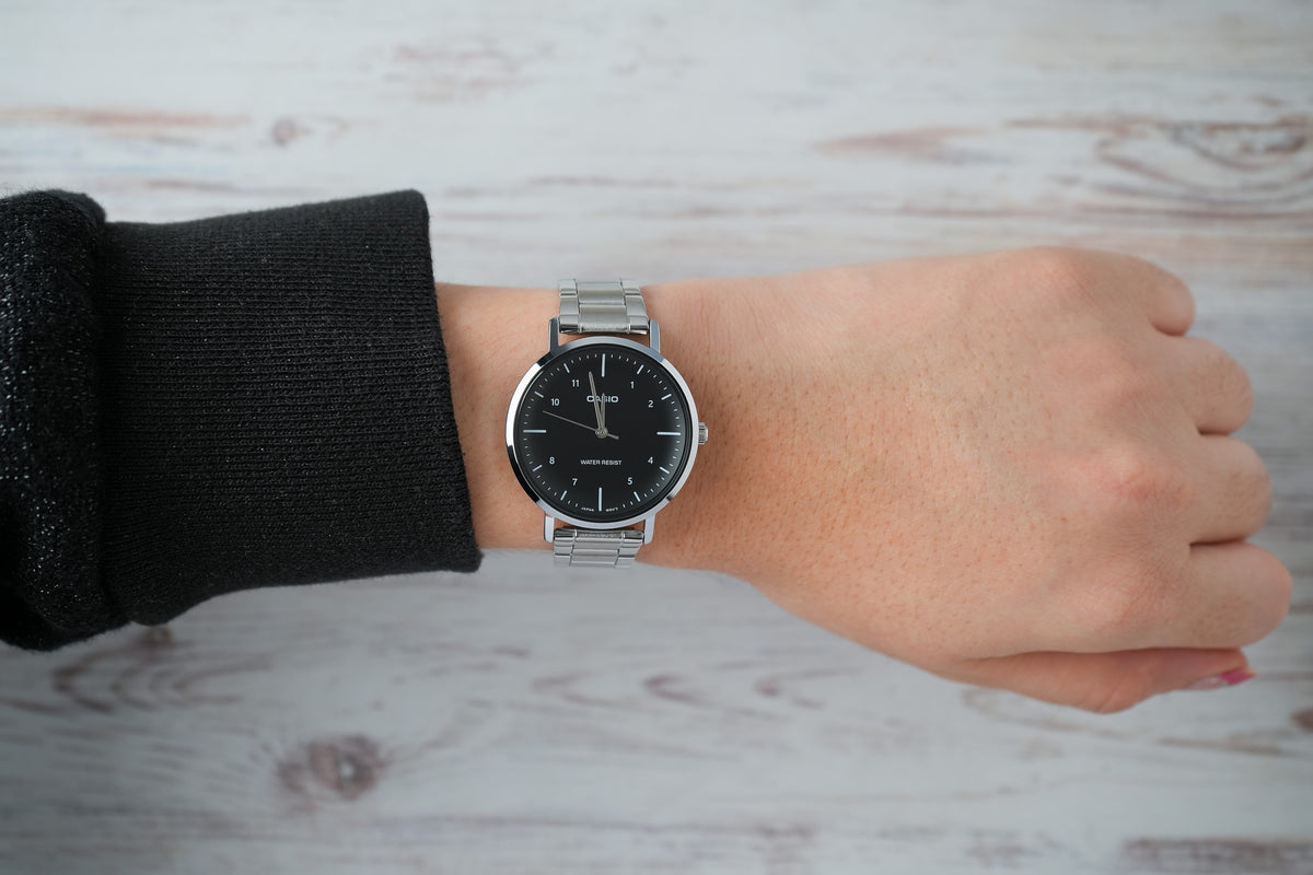 Reloj Casio Mujer Original Plateado LTP-VT03D-1B