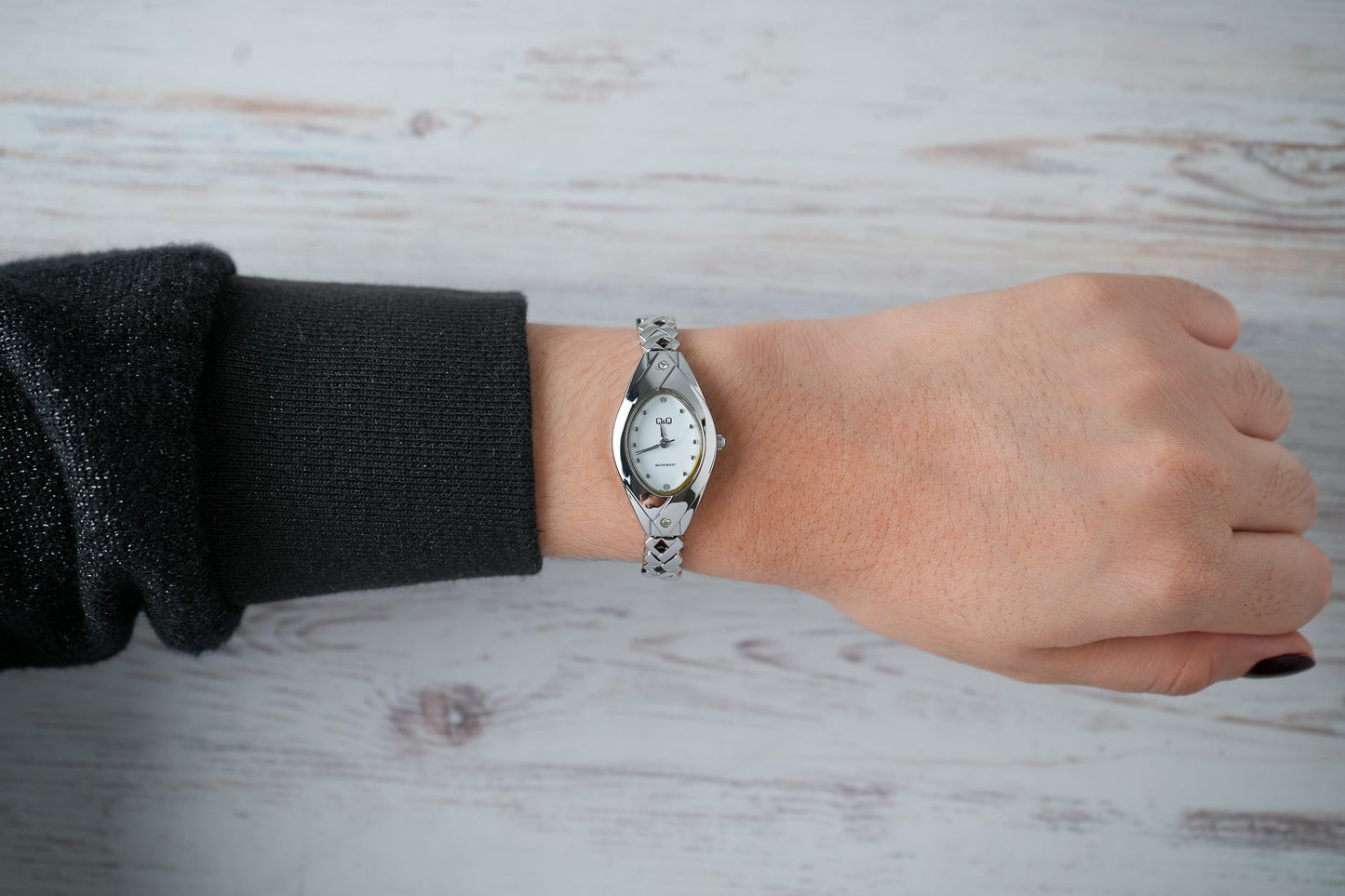 Reloj Q&Q Original Mujer Plateado F09A001Y