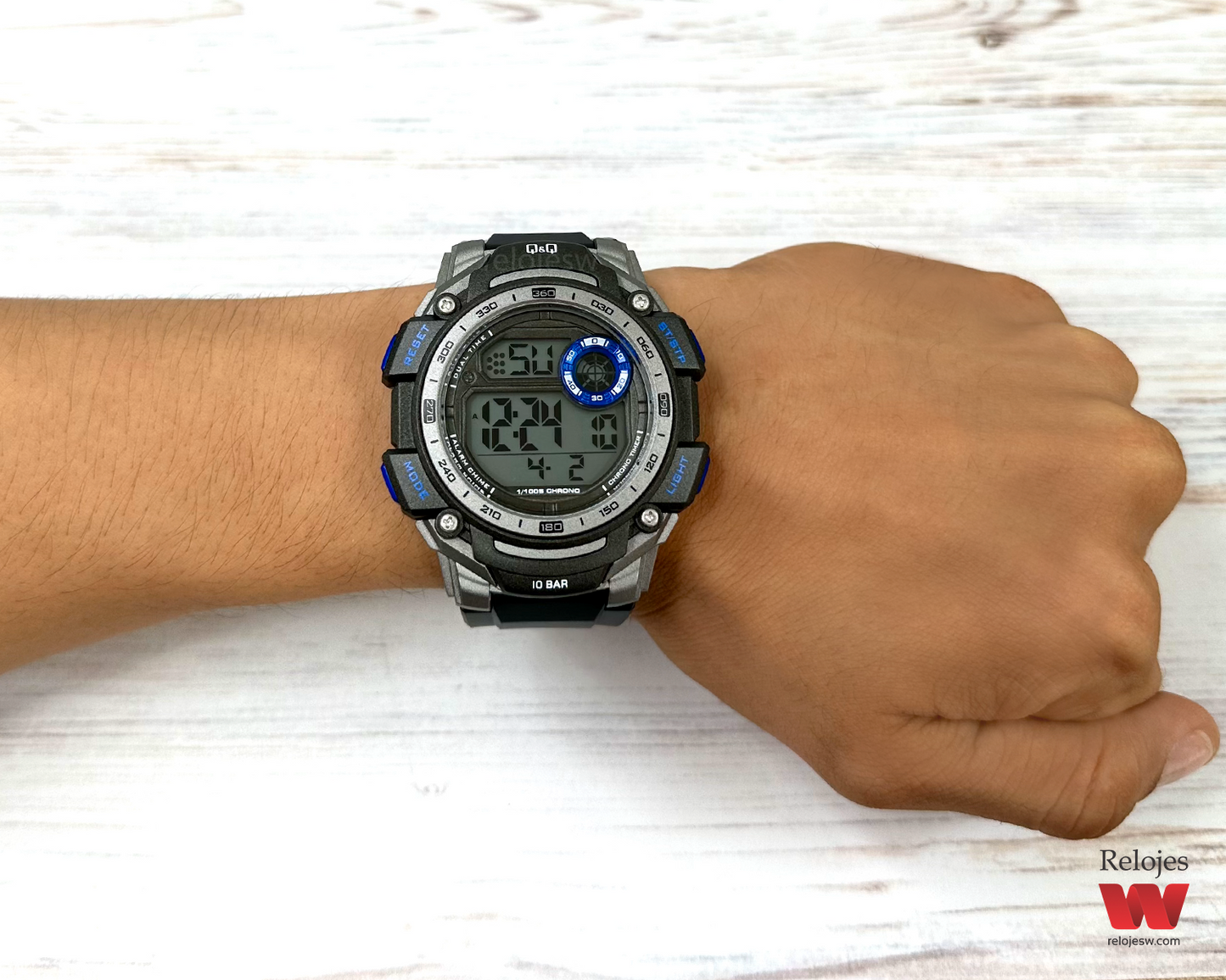 Reloj Q&Q Hombre Negro Plateado G09A501Y