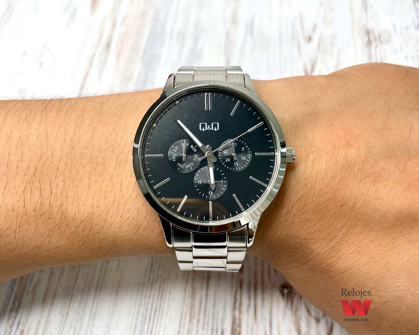 Reloj Q&Q Hombre A01A003Y Plateado