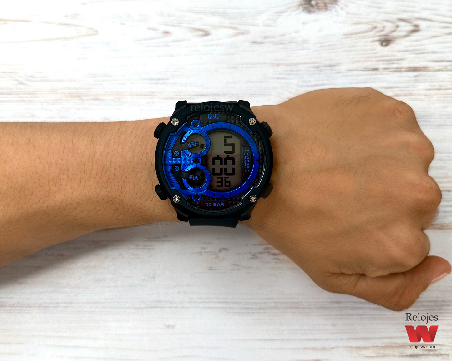 Reloj Q&Q Hombre Negro Azul M169J802Y