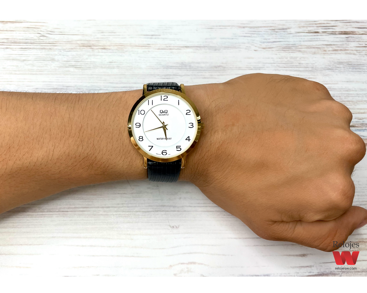 Reloj Q&Q Hombre Q944J104Y Negro Dorado - Relojes W