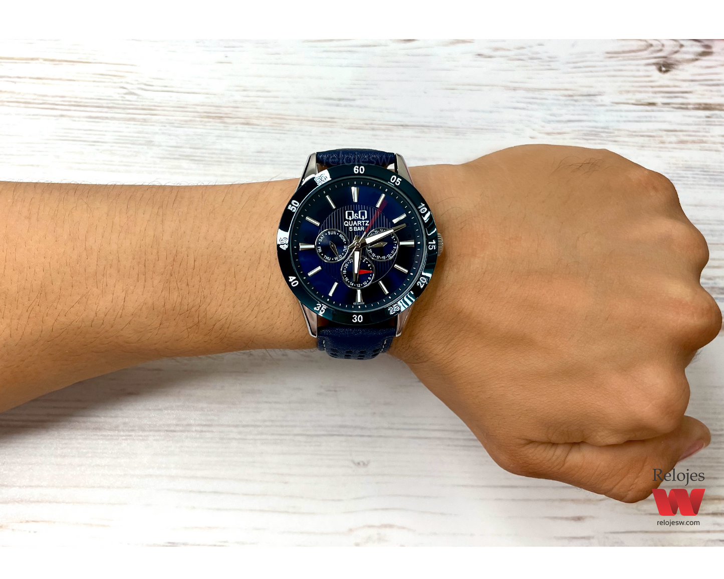 Reloj Q&Q Hombre CE02J502Y Azul Plateado