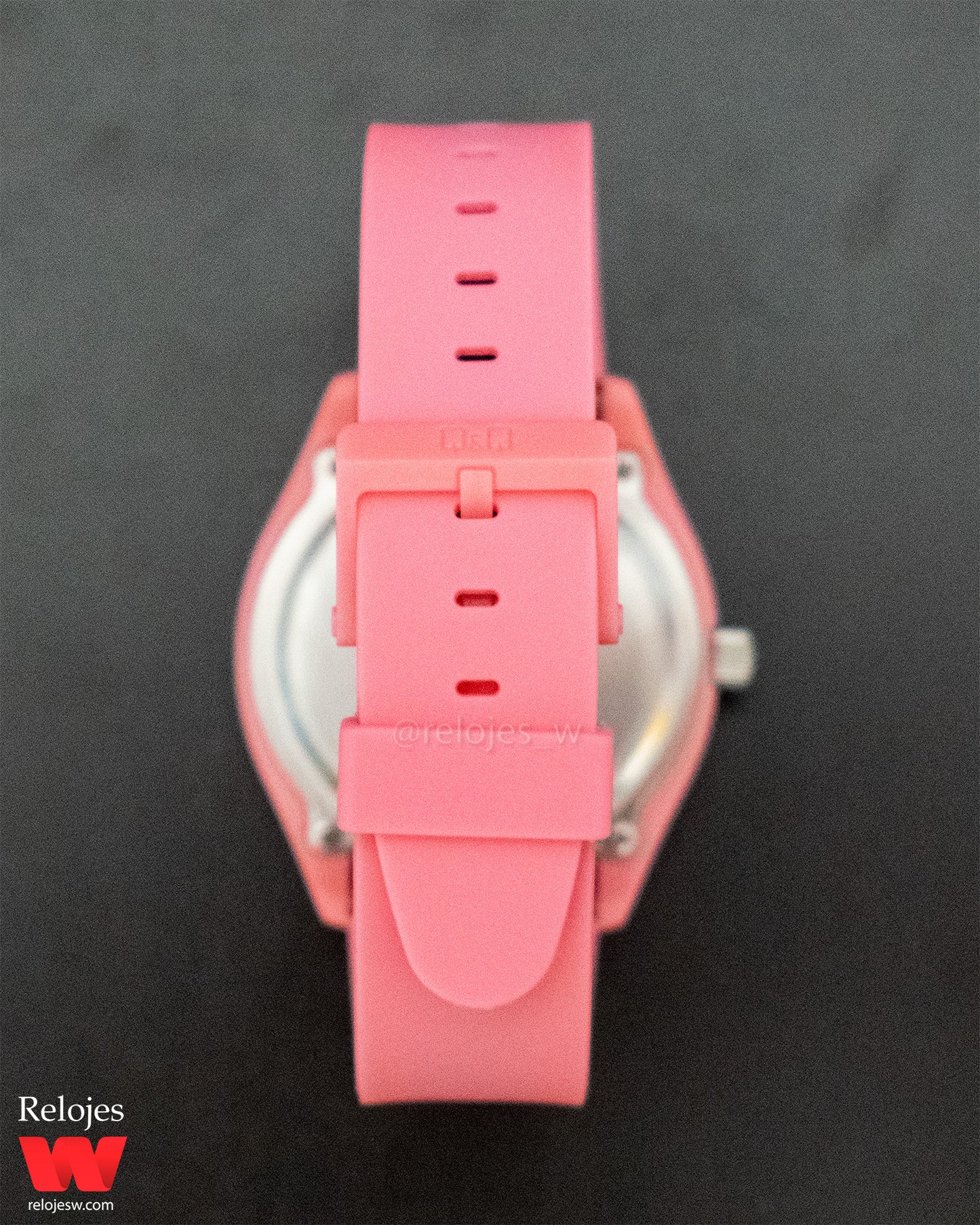 Reloj Q&Q Mujer Rosado VS68J003Y