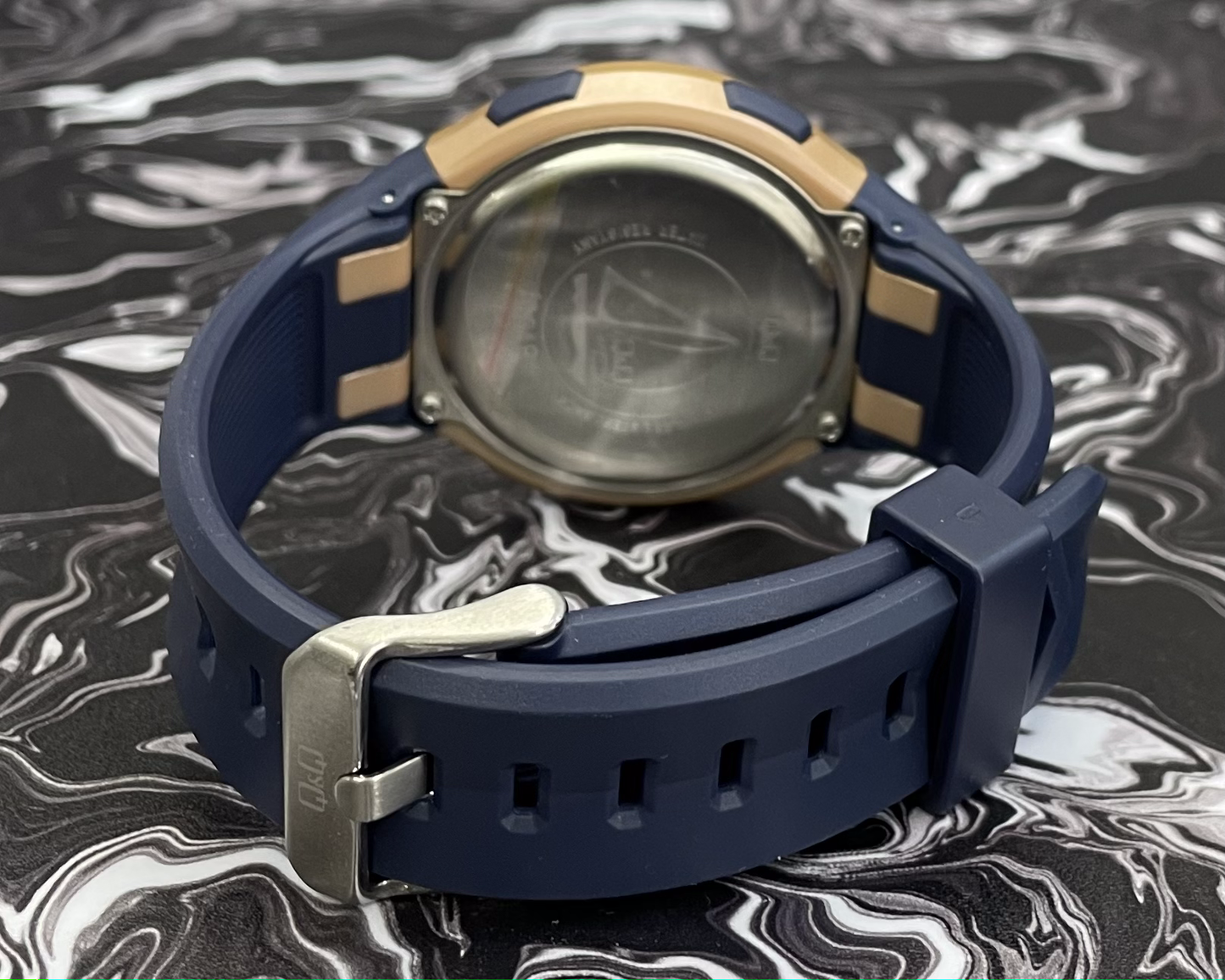 Reloj Q&Q hombre M182J802Y Negro Azul